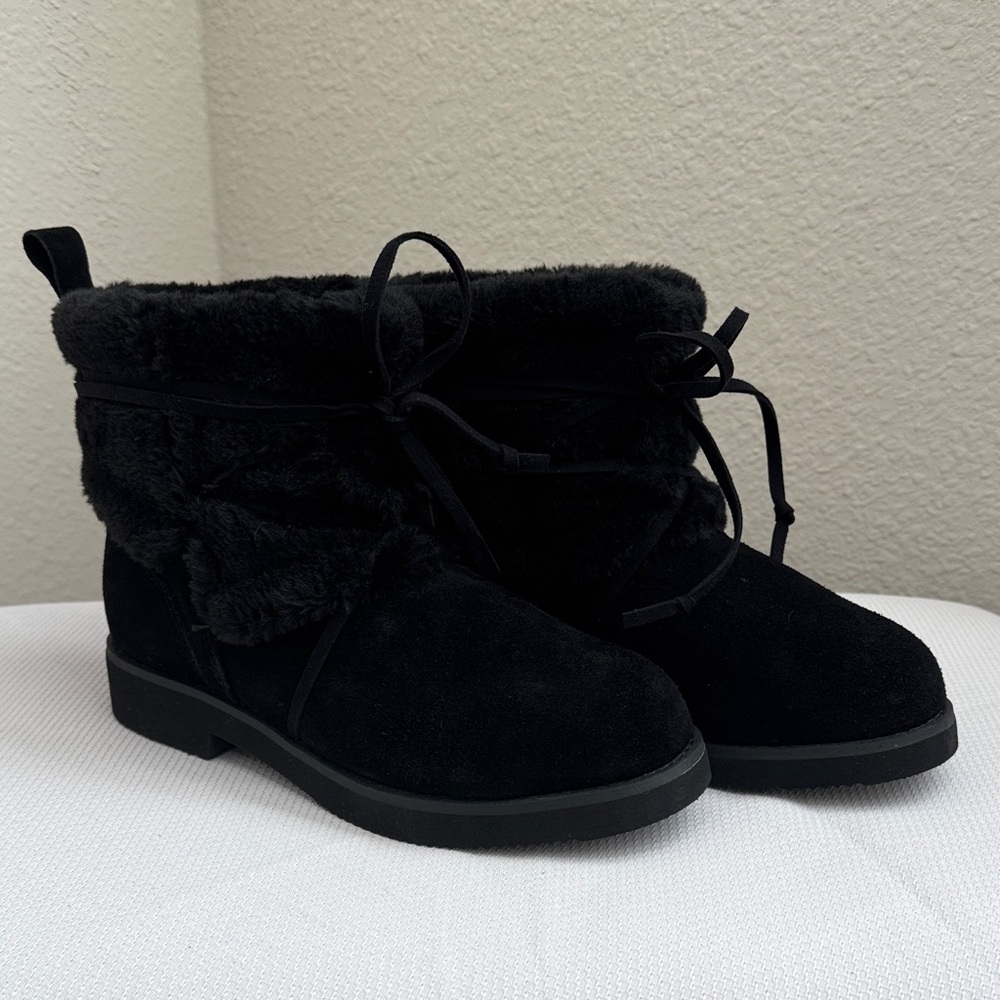 Style & Co. woman's Zijune Black Faux Fur Winter Boots size 6